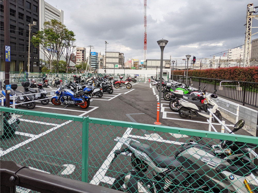 オートバイ専用駐車場（中野区）